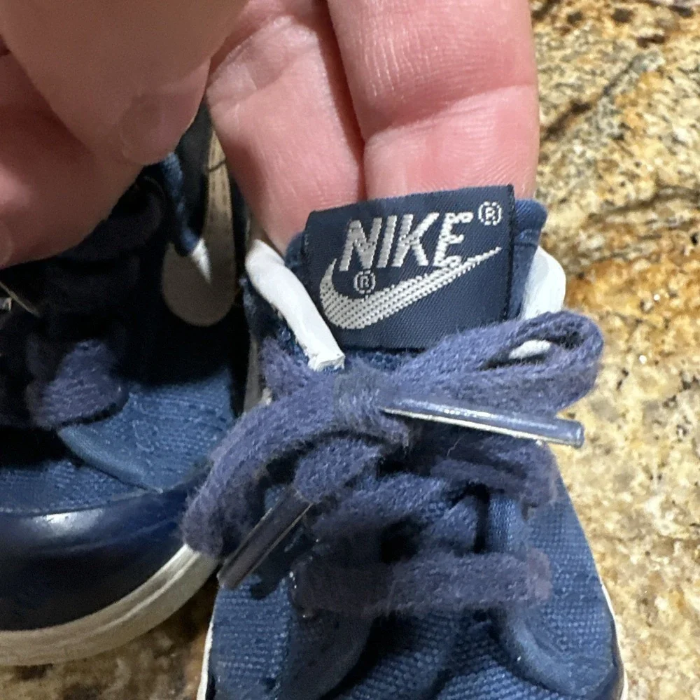 Vintage 1983 Nike Toddler Shoes 830204 TH4 Navy Canvas White Swoosh Kids